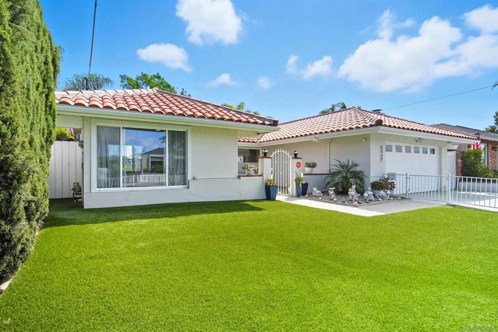 Del Cerro - Residential