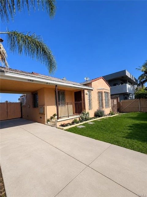 Photo of 1933 S Corning St, Los Angeles, CA 90034 (MLS # DW26192527)