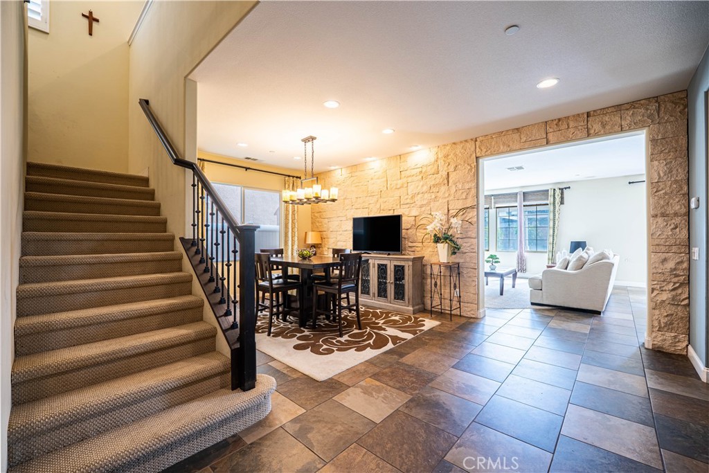 13985 Riverglen