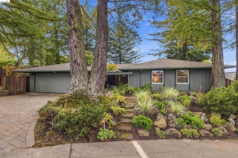Photo of 12181 Blythen Way WAY, Oakland, CA 94619 (MLS # 41151865)