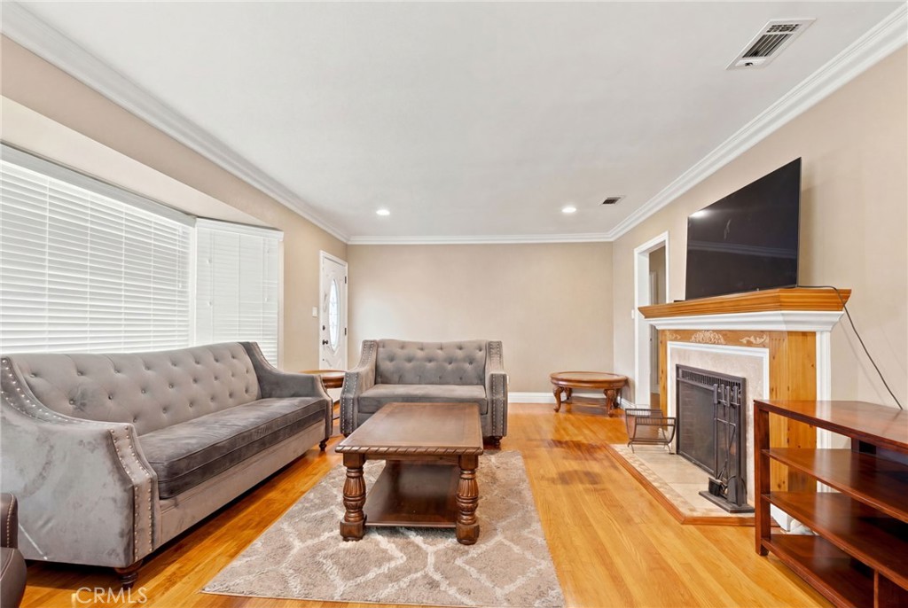 3607 Sepulveda