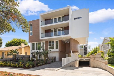 Photo of 176 N. Catalina Avenue #104, Pasadena, CA 91106 (MLS # WS26167318)