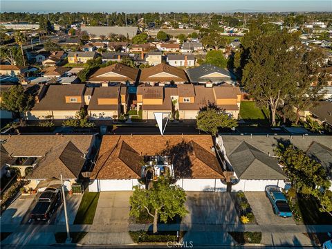 Photo of 2171 Pomona Ave, Costa Mesa, CA 92627 (MLS # PW26052834)