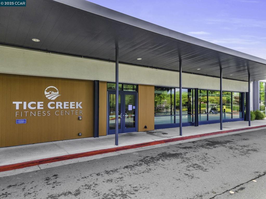 ROSSMOOR - Residential