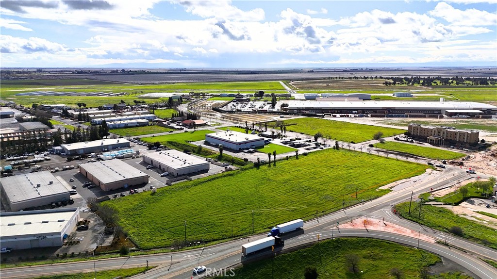 0 Airport Drive & Avenue 17