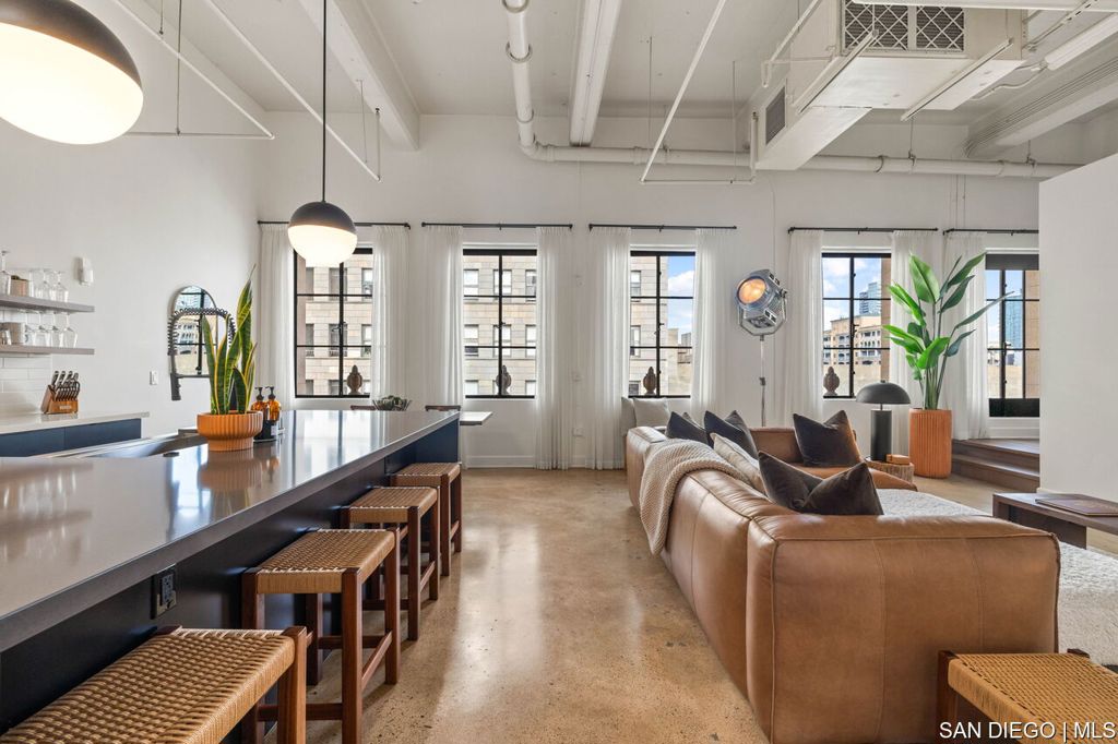 950 6th AVE UNIT 541