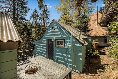 Photo of 794 Virginia Court, Lake Arrowhead, CA 92352 (MLS # IG26096783)