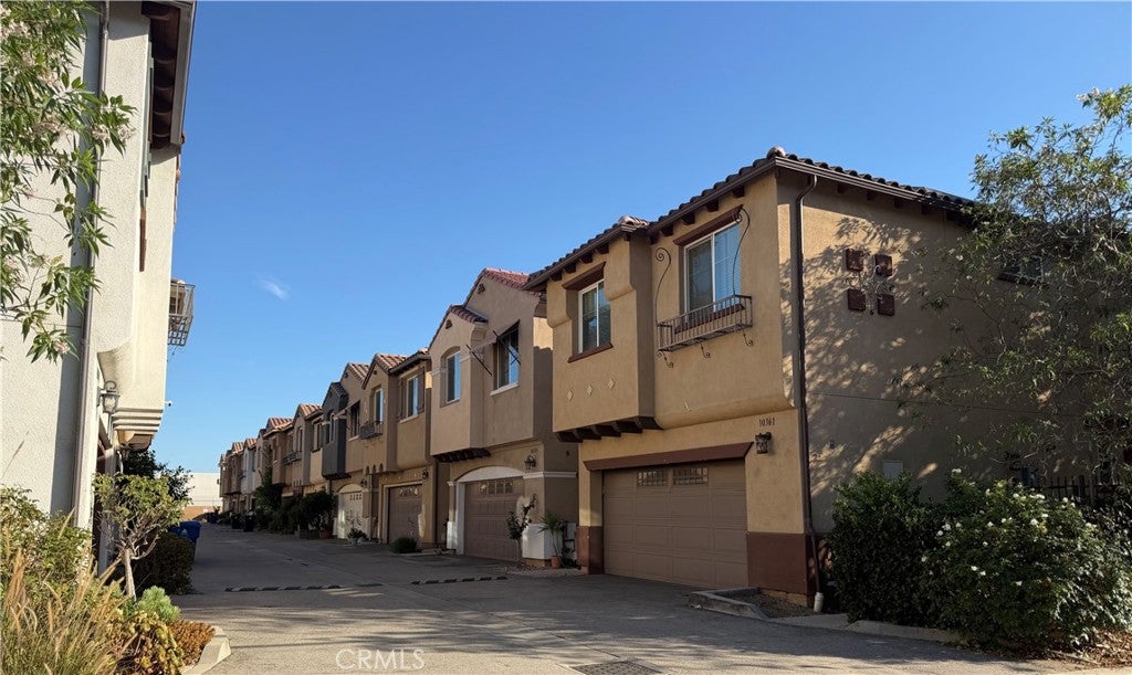 10349 Diamond Way