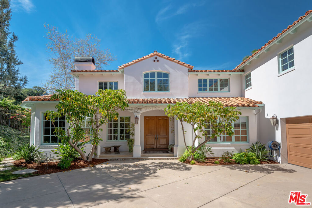 3843 Rock Hampton Drive