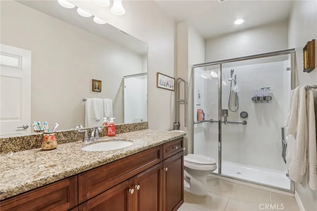 Hemet, California 92545, United States, 3 Bedrooms Bedrooms, ,2 BathroomsBathrooms,Residential,Active,225358