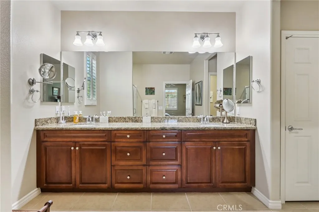 Hemet, California 92545, United States, 3 Bedrooms Bedrooms, ,2 BathroomsBathrooms,Residential,Active,225358