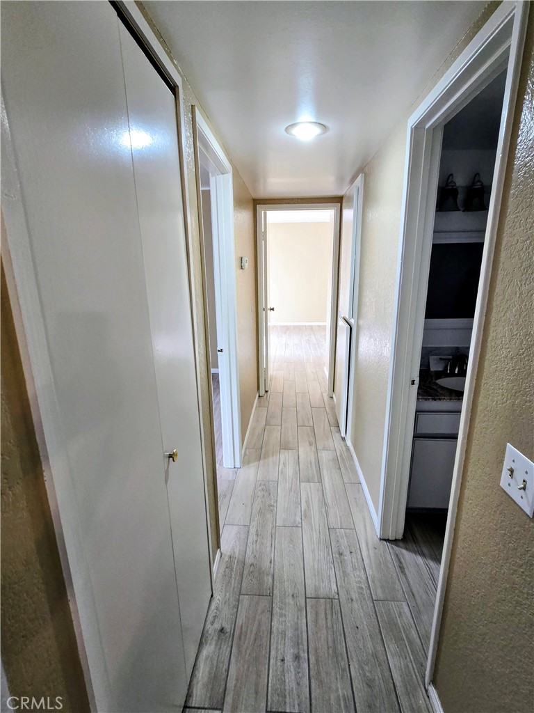 Cathedral Springs (33534) - Residential