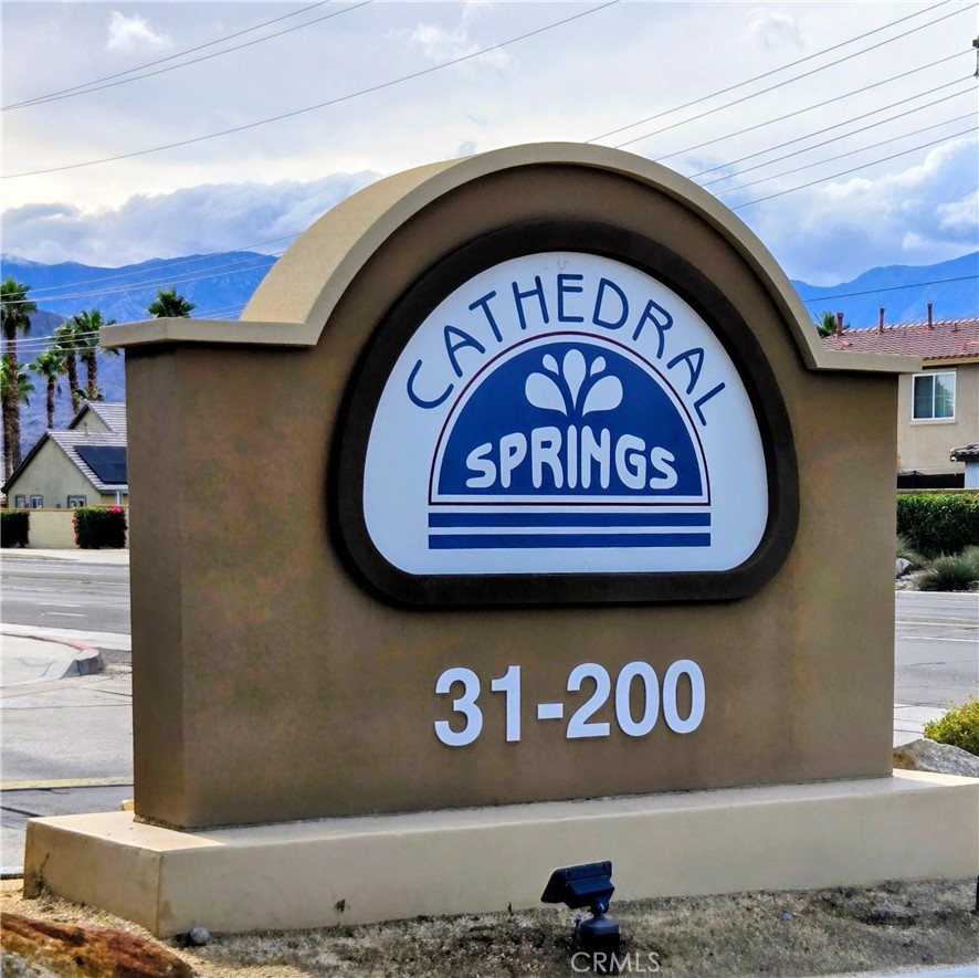 Cathedral Springs (33534) - Residential