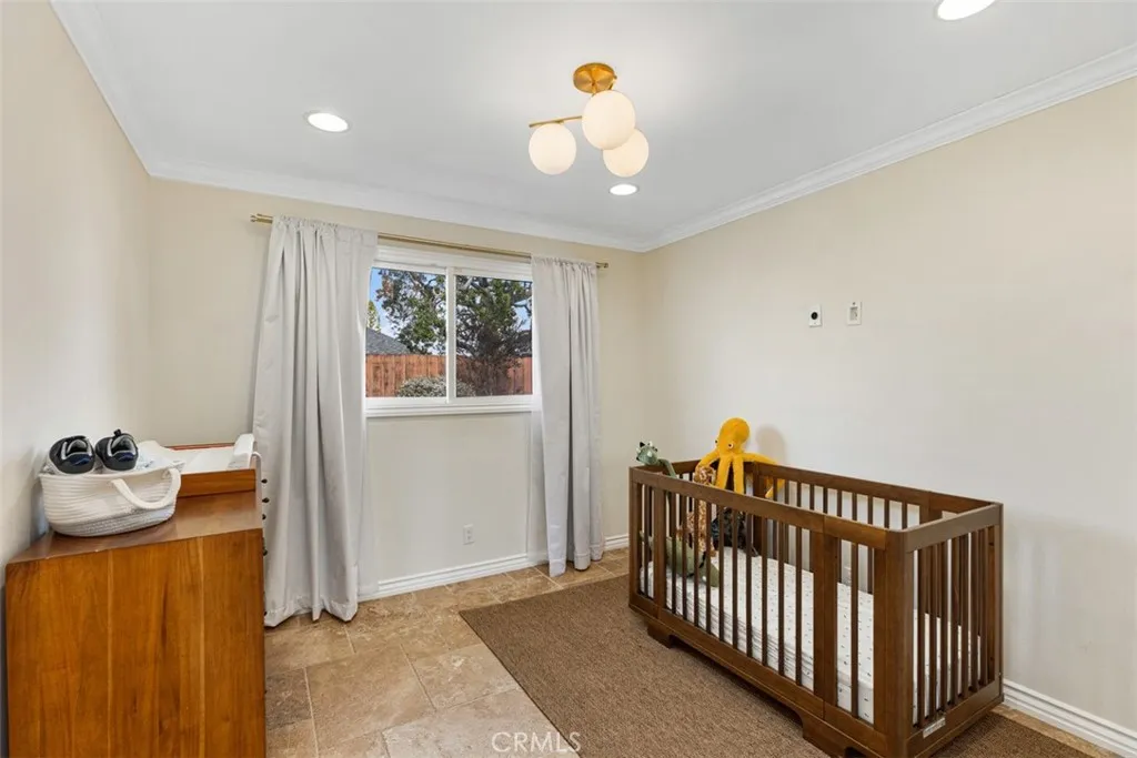 Laguna Beach, California 92651, United States, 3 Bedrooms Bedrooms, ,2 BathroomsBathrooms,Residential,Active,167119