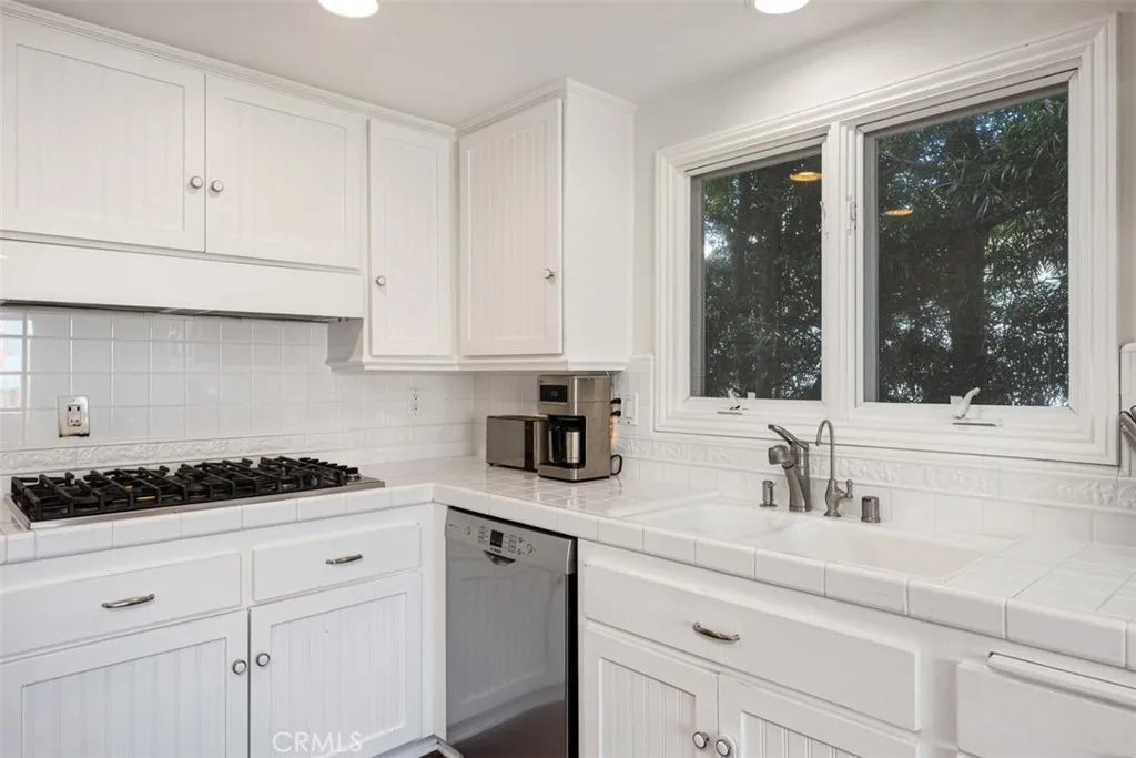 Laguna Beach, California 92651, United States, 3 Bedrooms Bedrooms, ,2 BathroomsBathrooms,Residential,Active,167119