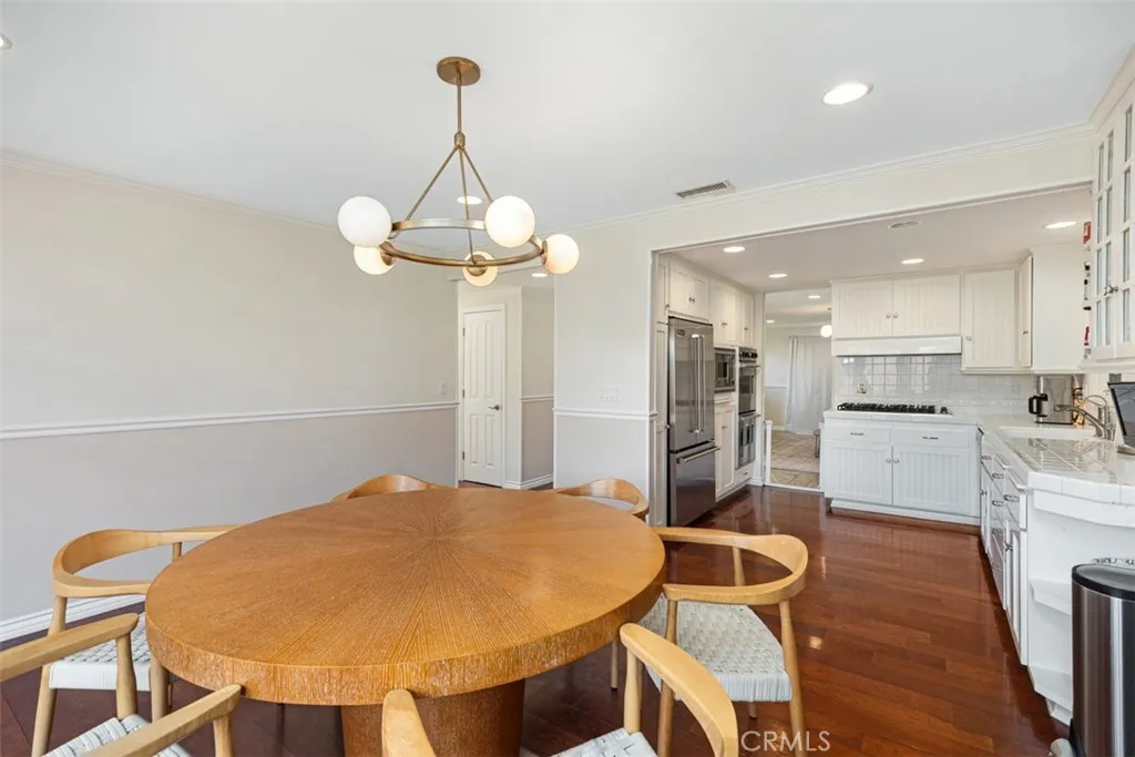 Laguna Beach, California 92651, United States, 3 Bedrooms Bedrooms, ,2 BathroomsBathrooms,Residential,Active,167119