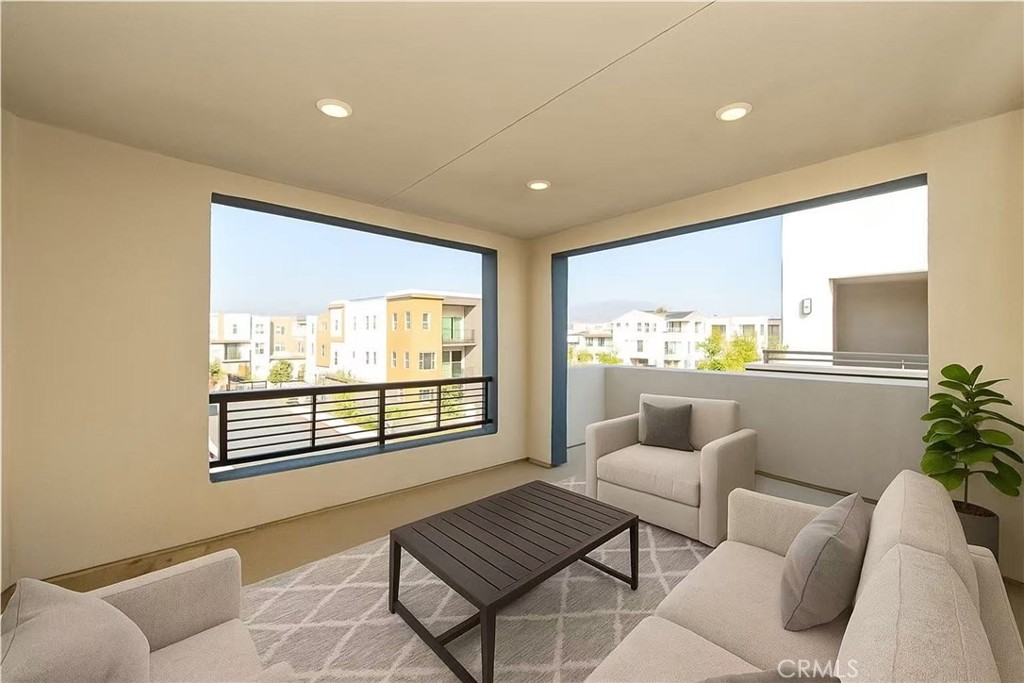 Solis Park - Residential