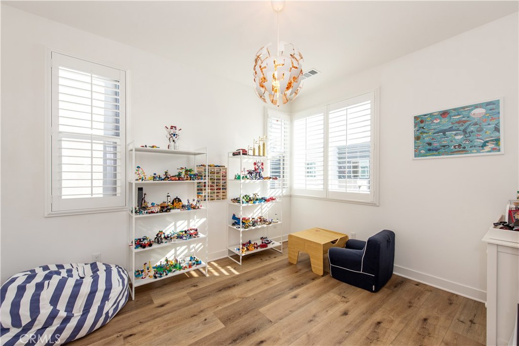 Solis Park - Residential