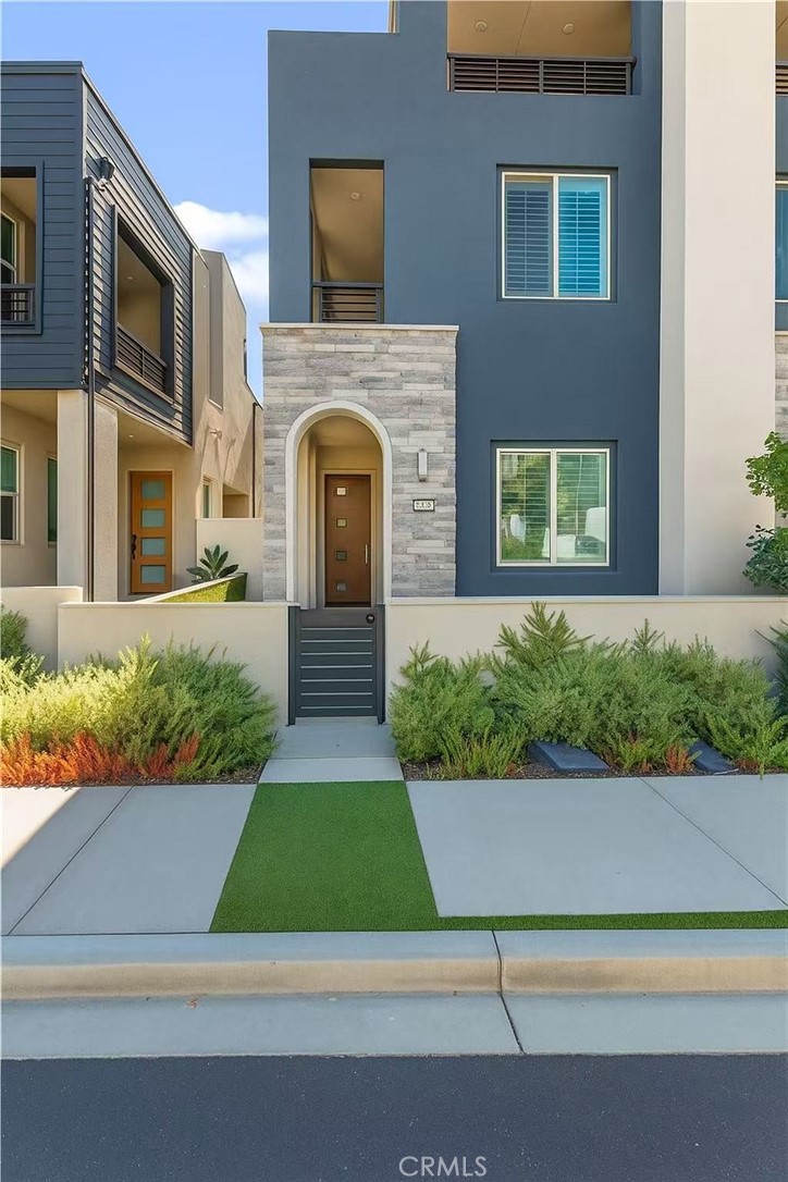 Solis Park - Residential