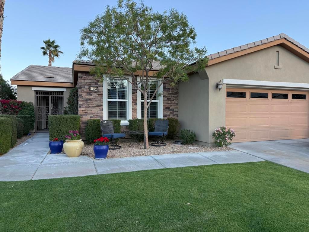 Photo of 61054 Fire Barrel Drive, La Quinta, CA 92253 (MLS # 219144195DA)