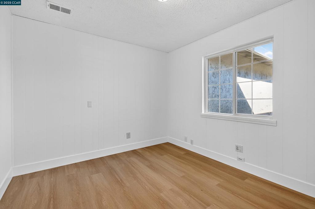 NAPA SQUARE - Residential