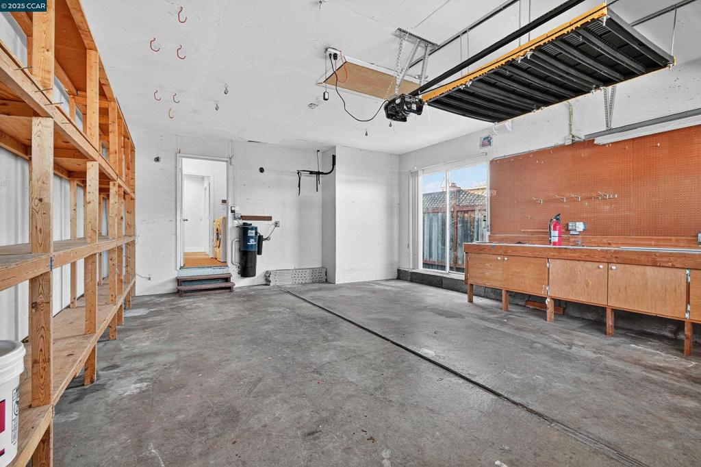 NAPA SQUARE - Residential