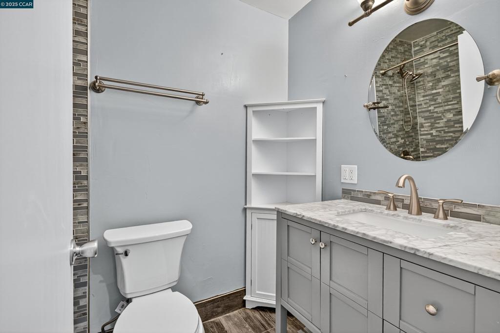 NAPA SQUARE - Residential