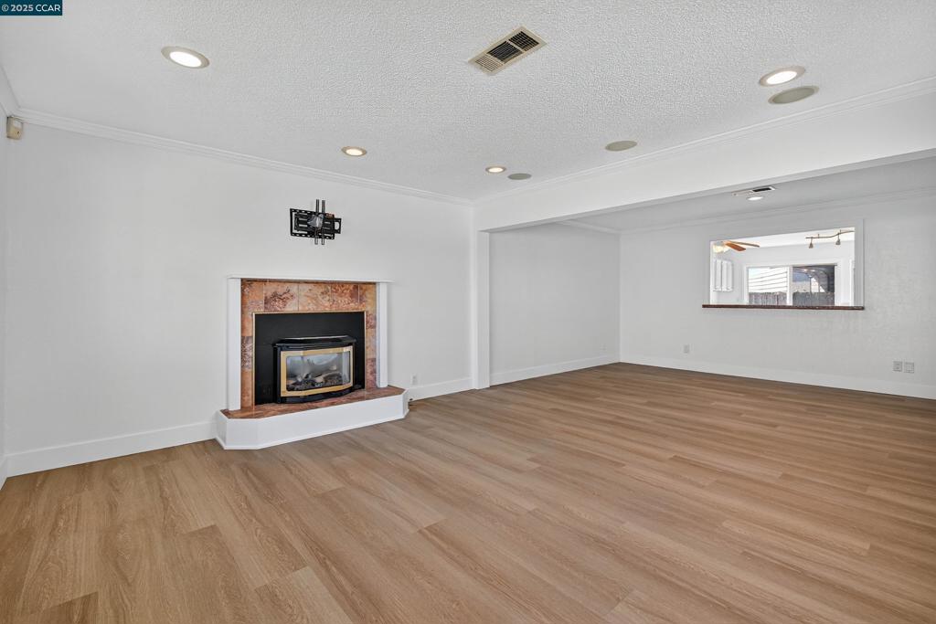 NAPA SQUARE - Residential