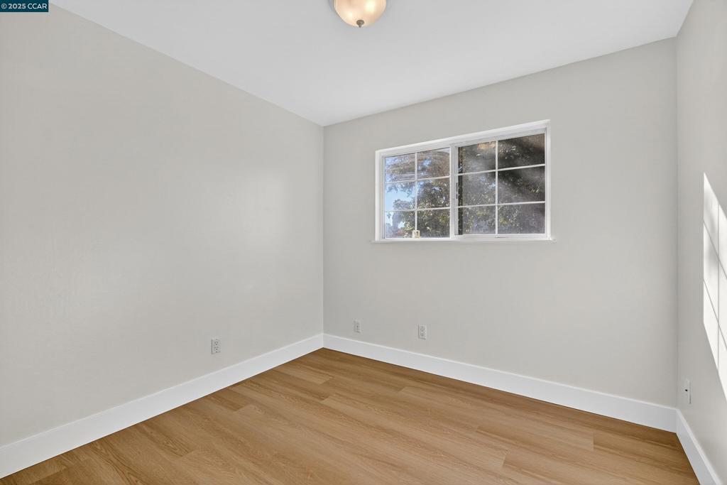 NAPA SQUARE - Residential