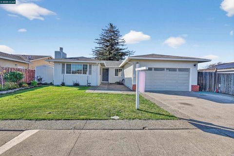 705 Danrose Dr American Canyon CA 94503