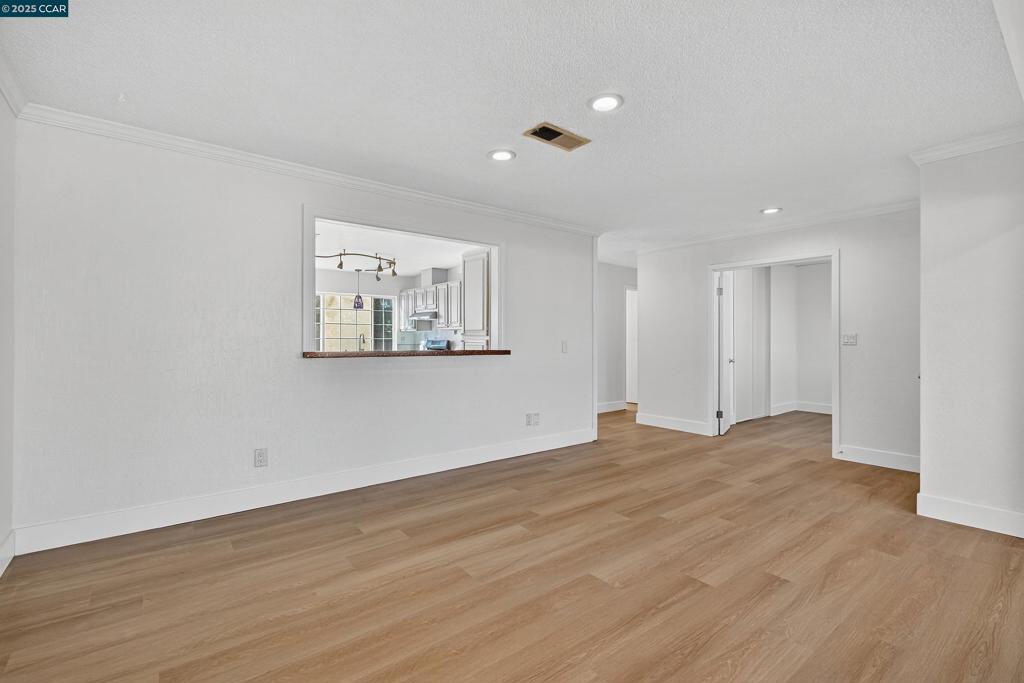 NAPA SQUARE - Residential