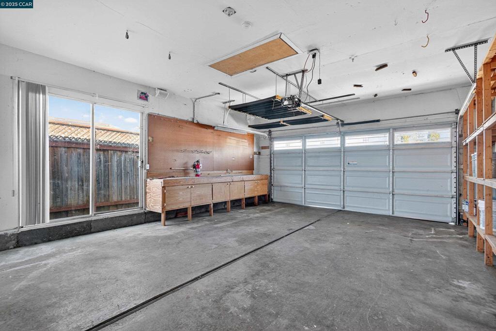 NAPA SQUARE - Residential