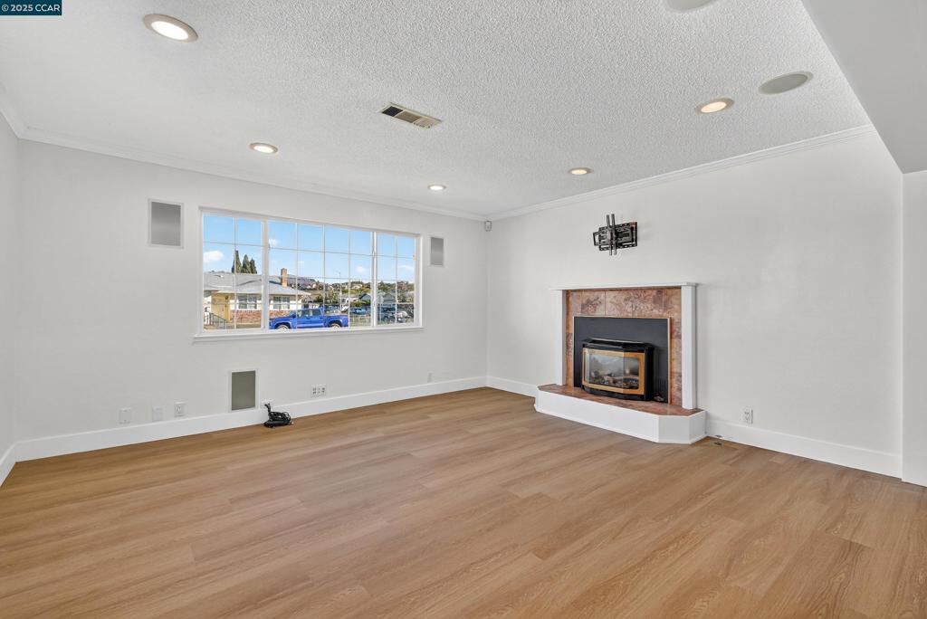 NAPA SQUARE - Residential