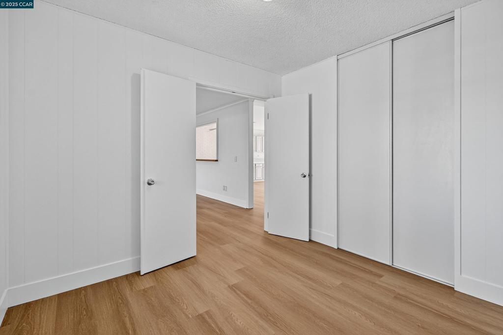 NAPA SQUARE - Residential