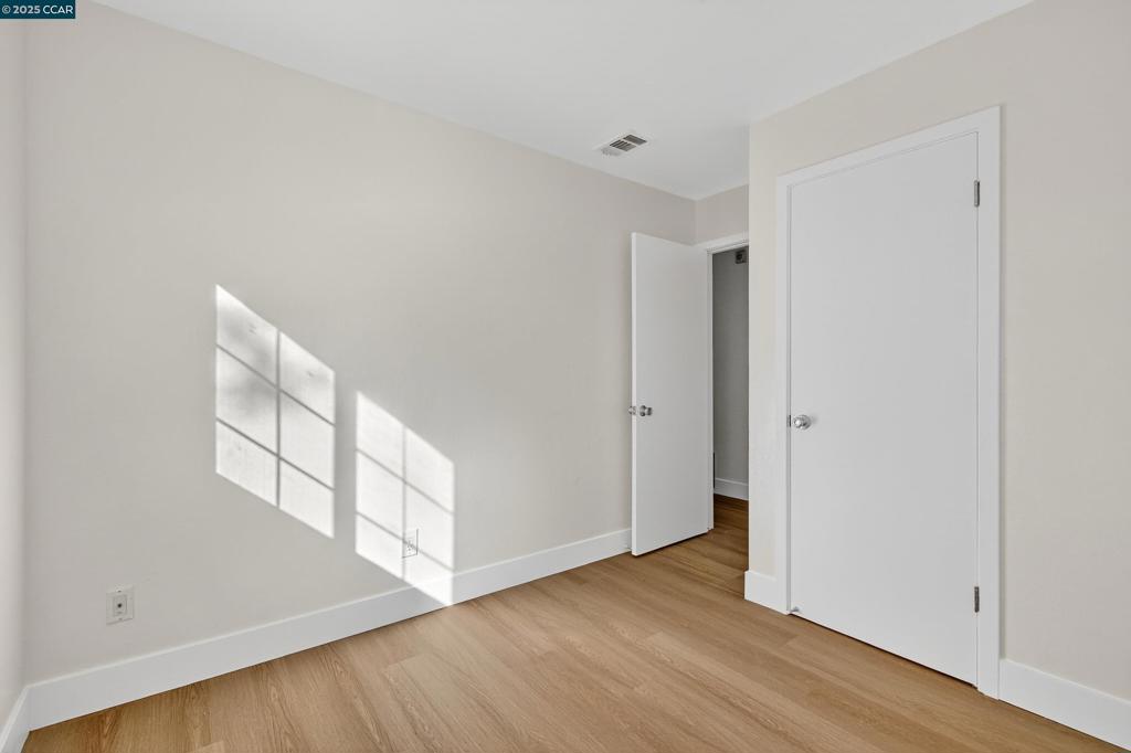 NAPA SQUARE - Residential