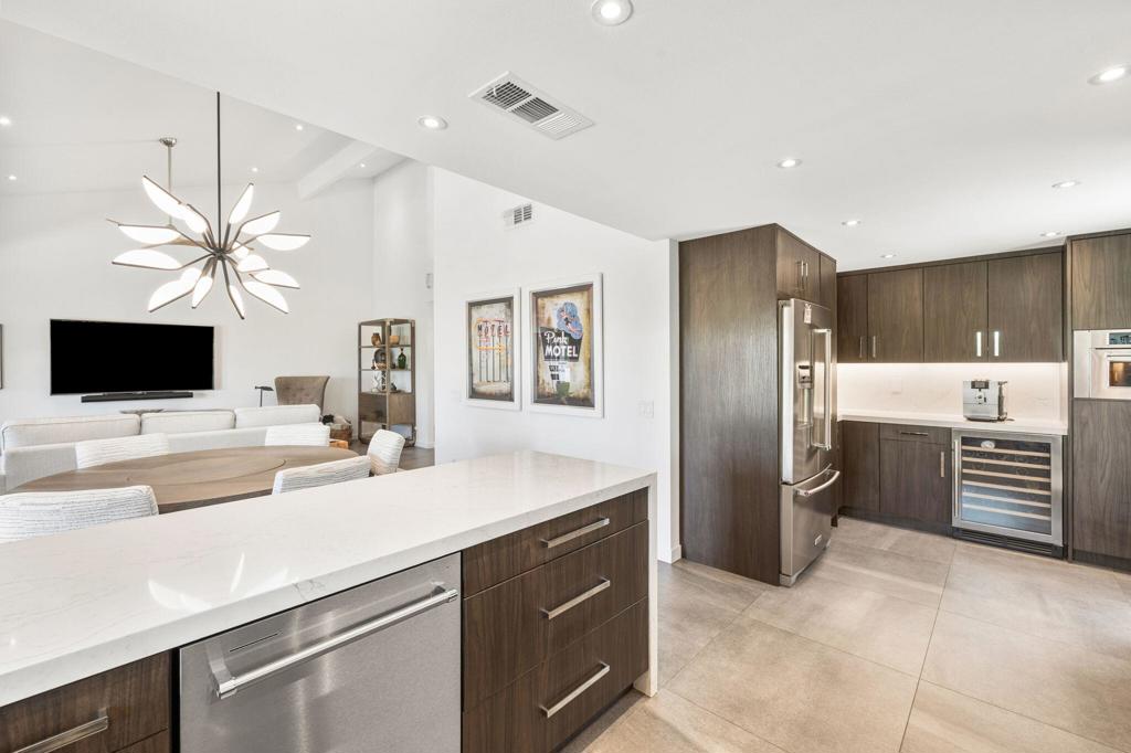 73183 Silverleaf Court