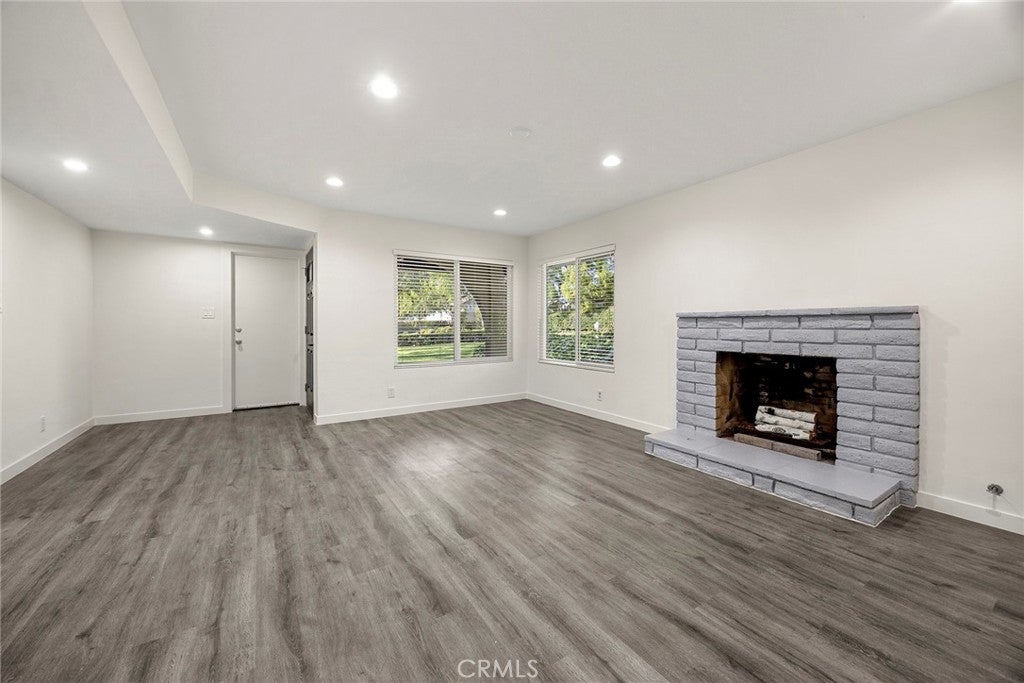 369 San Juan Way Way, La Canada Flintridge CA 91011