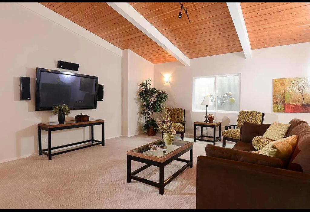 SHORT-TERM LEASE | AVAILABLE OCT 1, 2025 | UP TO 6 MONTHS UNFURNISHED HOME. Fabulous, light-filled 3BD / 3BA Eichler home, fully remodeled in classic mid-century modern style. Located in the highly desirable Green Gables neighborhood of Palo Alto, this home features: Spacious open floor plan designed for seamless indoor-outdoor California living Abundant natural light throughout Large primary suite Stylish new kitchen with granite countertops and custom cherry cabinets Attached two-car garage Conveniently close to top-rated Palo Alto schools, the Lucie Stern Community Center, Palo Alto Art Center, Rinconada Library, Junior Museum & Zoo, Stanford University, tech hubs, parks, shopping, dining, and the Market at Edgewood Plaza. Close to Stanford University, Stanford Hospital, Palo Alto Living , ideal for short term lease while your primary home is getting remodeled.