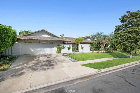 Photo of 2024 Windward Lane, Newport Beach, CA 92660 (MLS # NP26081965)