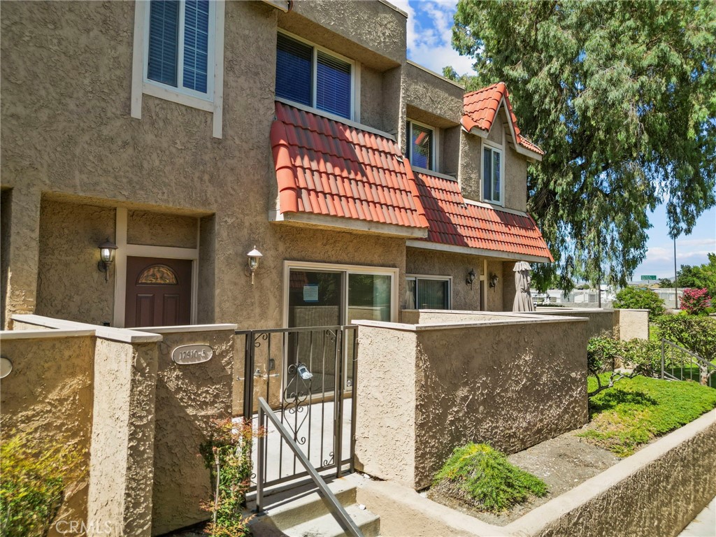 Remodeled 3-Level Townhome in Prime Location! Welcome to this beautifully updated townhome nestled in a charming community adjacent to a serene greenbelt. This unique multi-level layout offers great separation of space and comfort throughout: As you enter from the front of the unit, the first floor welcomes a spacious living room and fireplace—ideal for entertaining or relaxing. A few steps up will take you to the dining area that looks into a cook's kitchen offering ample counterspace, newer appliances, and plenty of storage. The private enclosed patio sets the perfect tone for rest and leisure. All bedrooms are found on the top floor after you take a quick circle around the bigger than usual landing . Each bedroom has its own private bath, perfect for roommates or guests. Enjoy the fresh interior with new paint throughout and newer laminate flooring. The community is well-maintained and offers a peaceful environment while still being close to parks, shopping, and major commuter routes.