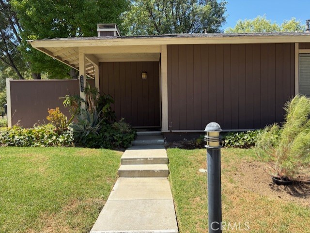 Welcome to the Annandale Condominium community! This charming single-story townhome offers 3 bedrooms and 2 bathrooms, featuring newer laminate flooring throughout (except in the kitchen). The home includes washer/dryer hookups, a refrigerator with ice maker, and a newer A/C system including furnace and condenser. Additional highlights include a newly installed shower door in the primary bathroom and mirrored closet doors in select bedrooms.
Enjoy stunning daily views and a spacious lawn area that overlooks the park—perfect for relaxing or entertaining. Located within an award-winning school district, this home is nestled in a beautiful and private community offering access to a pool and recreation center.
The unit includes one assigned covered carport space, and residential street parking permits are available for purchase from the City. A private patio completes the list of comforts this home has to offer.
Don't miss this wonderful opportunity!