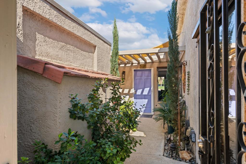 68482 Calle Toledo