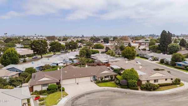 2575 NEPTUNE PL, PORT HUENEME, CA 93041 - Image b83e16f2bbd1d04f863bb2cabf38d628/1206961060