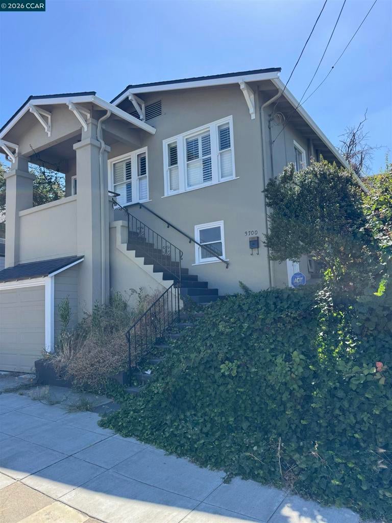 3700 Laguna Ave AVE, Oakland CA 94602