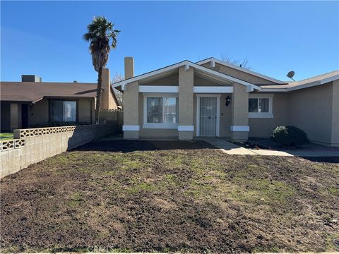 Photo of 2906 Casamia Ave, Palmdale, CA 93550 (MLS # SR26048112)