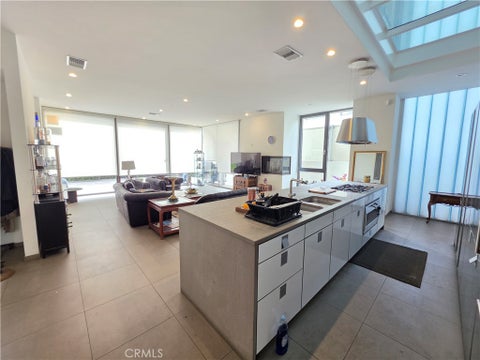 Photo of 9 Temple AVE, Long Beach, CA 90803 (MLS # SB26180027)