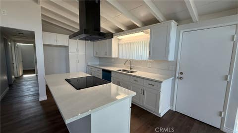 Photo of 1002 E Walnut AVE, Glendora, CA 91741 (MLS # CV26153829)