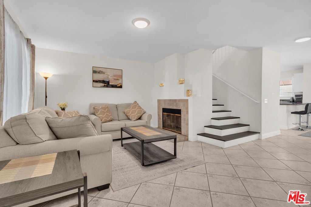 12411 Osborne Street 89
