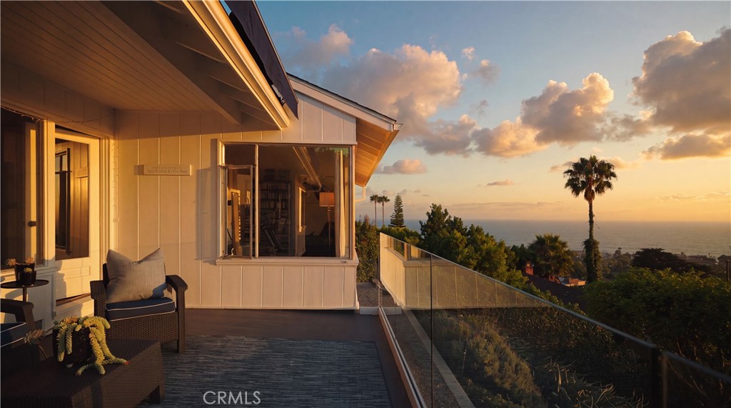 933 Coast View Drive, Laguna Beach CA 92651 - Photo 6