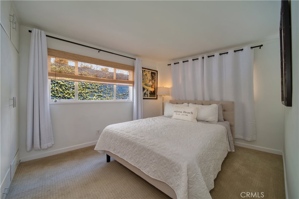 933 Coast View Drive, Laguna Beach CA 92651 - Photo 22